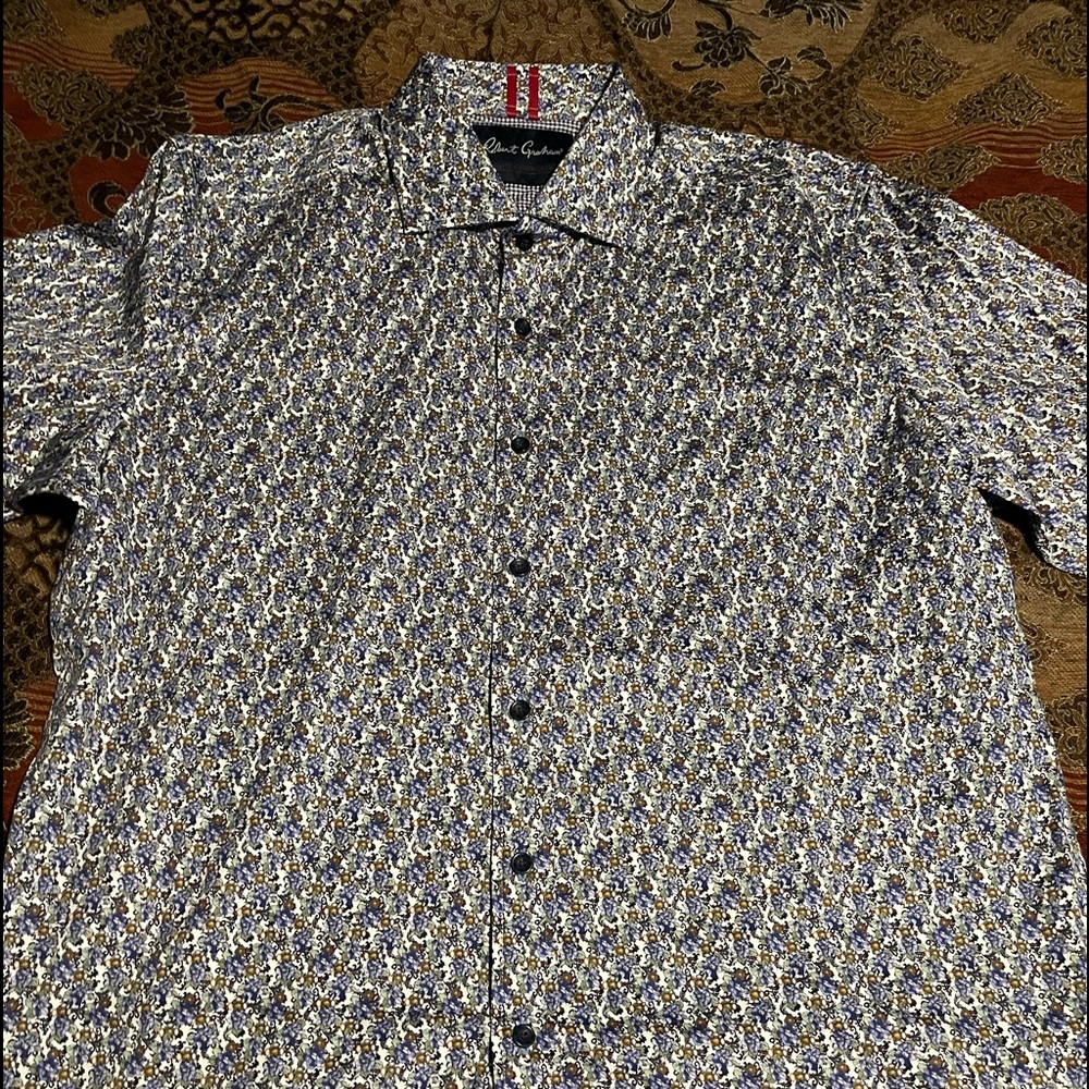 Robert Graham Tailored Shirt.